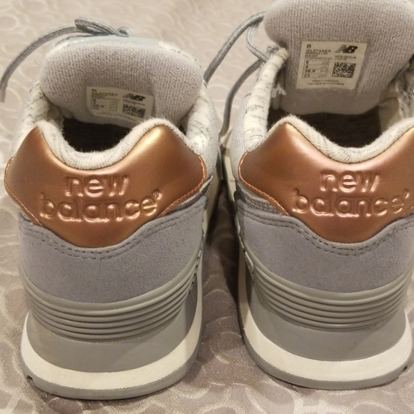 New Balance 574 - Picture 3 of 6